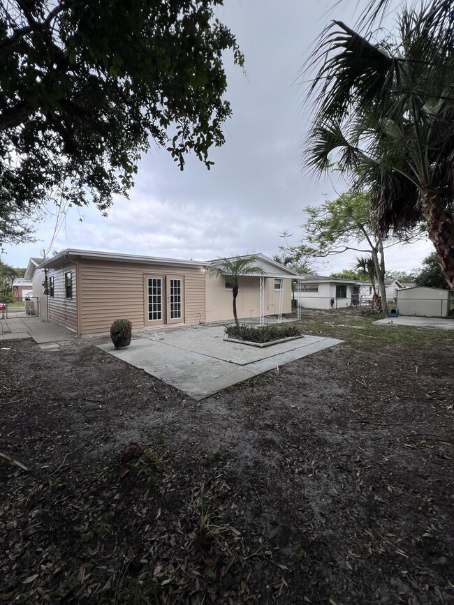 Building Photo - 849 Tupelo Dr
