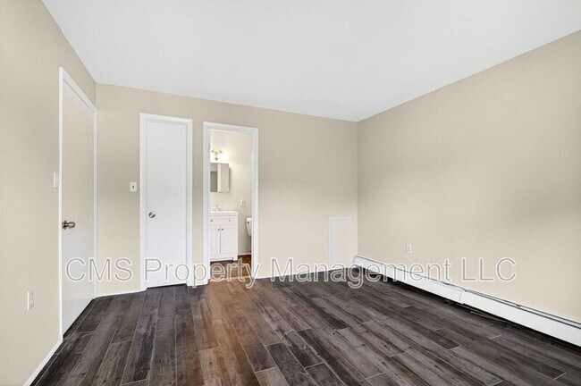 Building Photo - 172-252 Scotch Rd