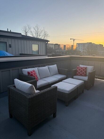 Building Photo - 1416 Knox Ct