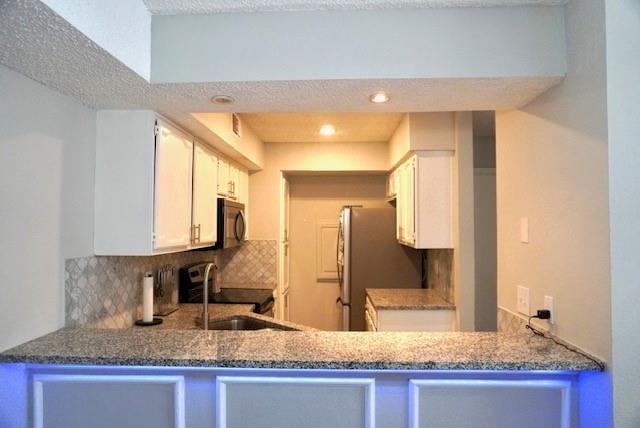 Building Photo - 3101 Townbluff Dr