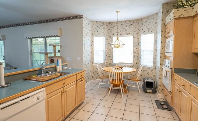 Building Photo - 2307 Cypress Cove Dr