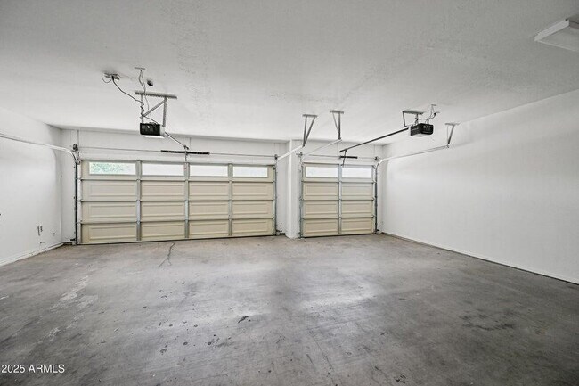 Building Photo - 3852 S Eucalyptus Pl