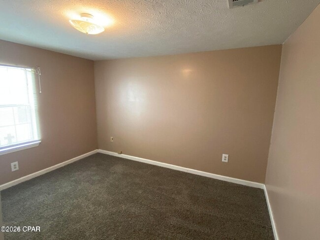 Building Photo - 1006 Massalina Dr