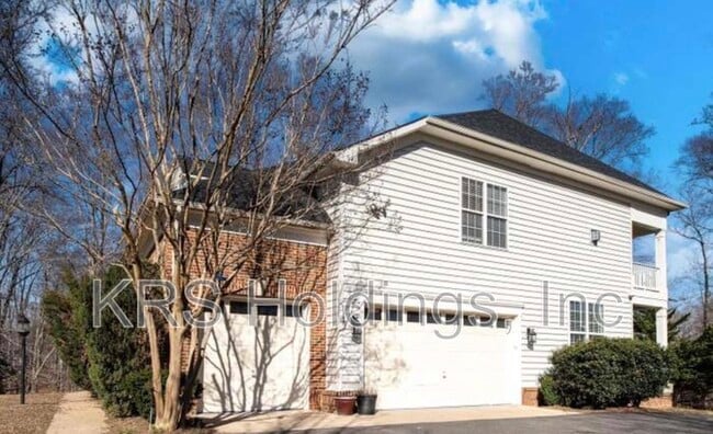 Building Photo - 159 Sanford Ferry Ct