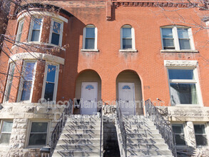 Building Photo - 117 N Hickory St