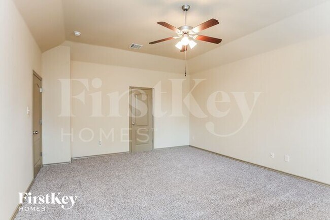 Building Photo - 1740 Colorado Dr