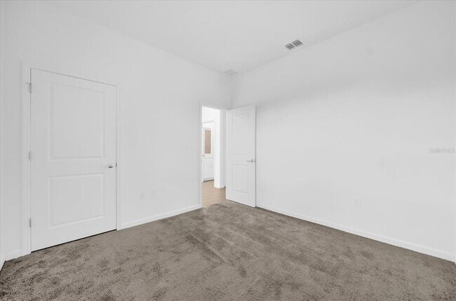 Building Photo - 1904 Rider Rain Ln