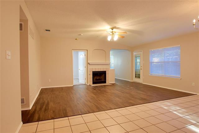 Building Photo - 147 Southlake Dr