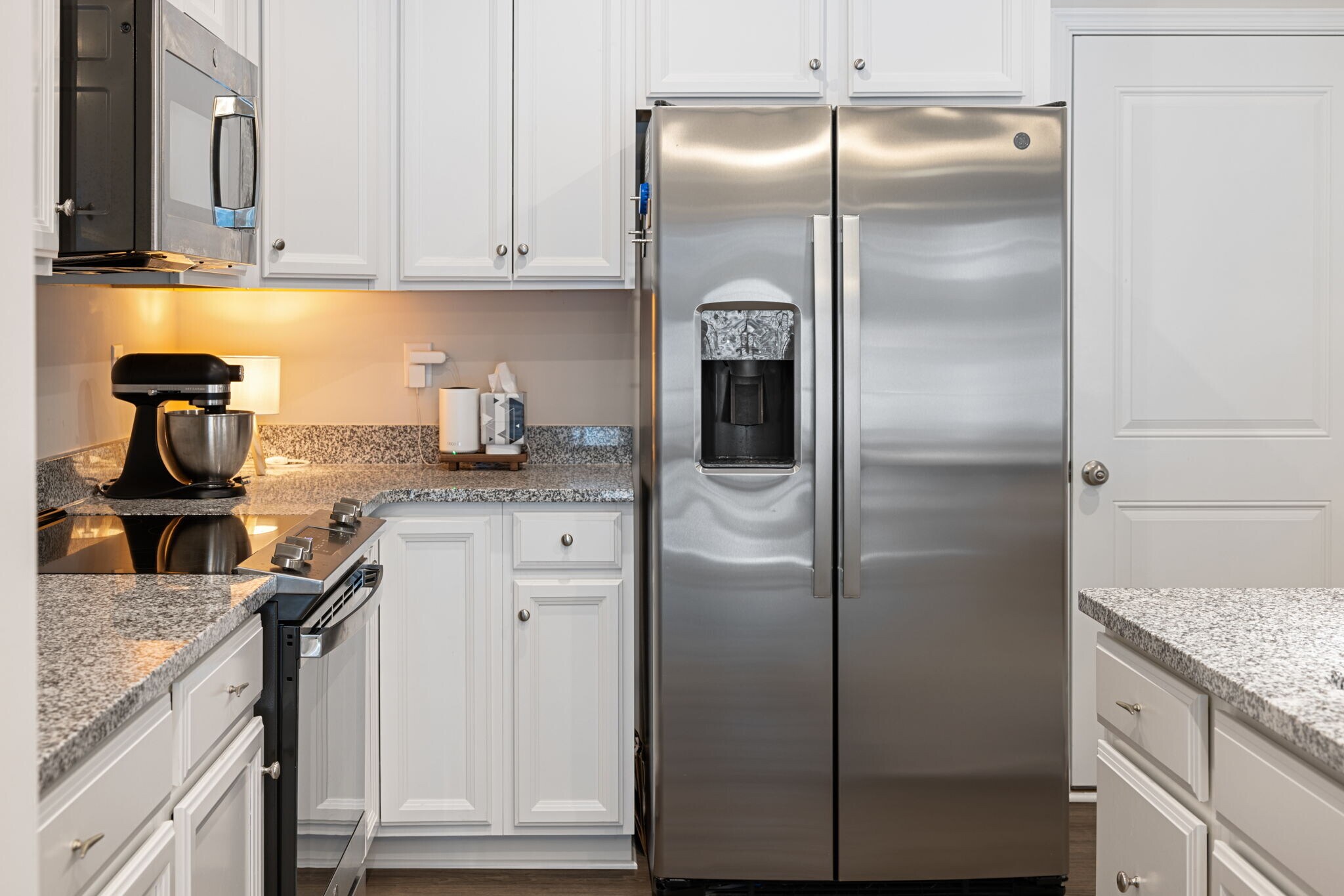 Building Photo - 202 Dana Dr