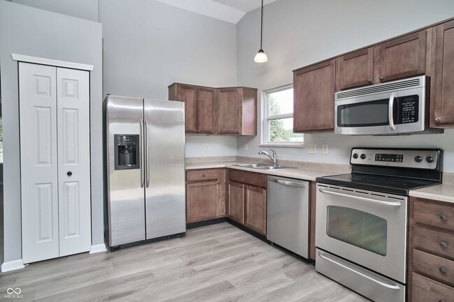 Building Photo - 12983 Quarterback Ln