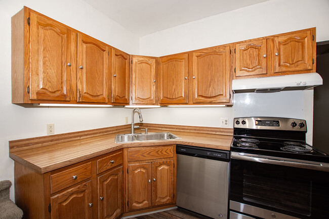 Kitchen - 315 9th St