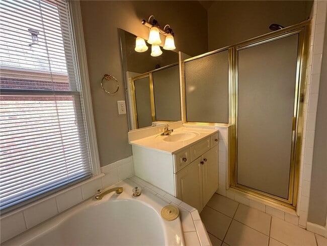 Building Photo - 530 Pearl Cove Ct