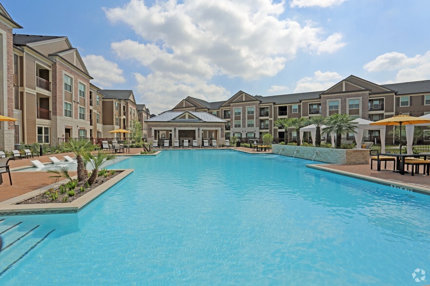 Kings Landing Luxury Living 331 Forest Center Dr Kingwood TX 77339