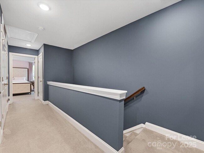 Building Photo - 2314 Creekmere Ln