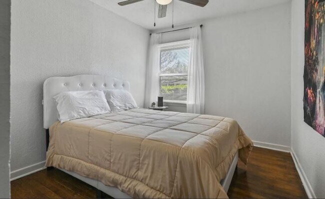 Building Photo - Updated 3 Bed / 1 Bath Home for Rent