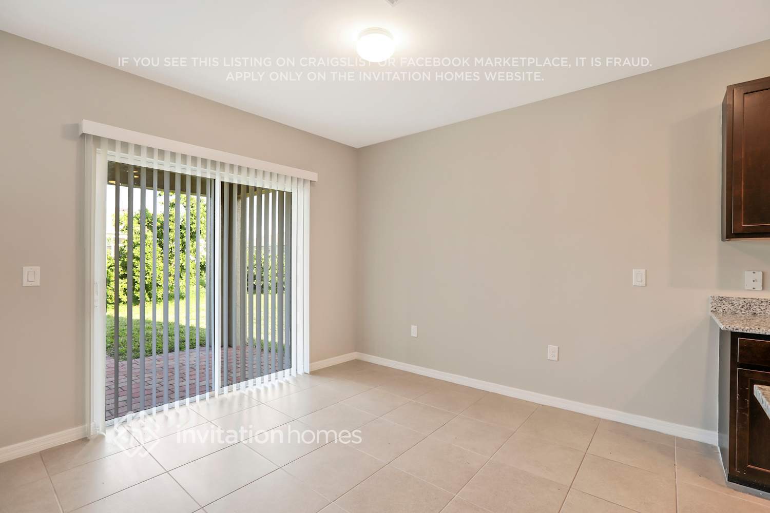 Building Photo - 3427 Cancun Ct