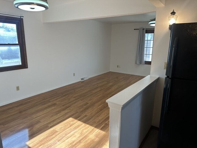 Building Photo - 4356-4358 S. Iowa Ave