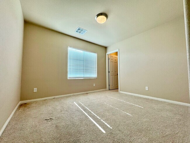 Building Photo - 8173 Crimson Creek Ct