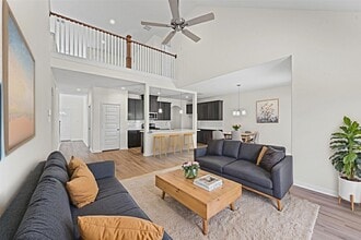 Building Photo - 11824 Whirlaway Dr