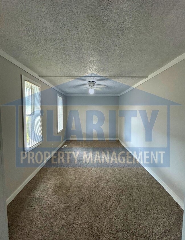 Building Photo - Four-bedroom home in Calhoun, TN!