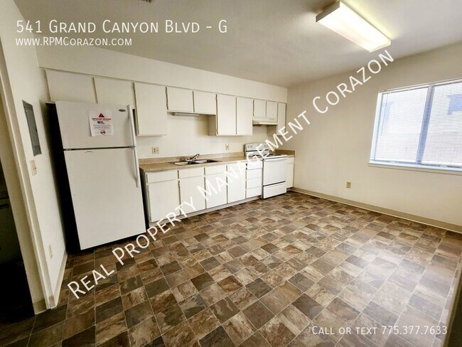 Building Photo - 541 Grand Canyon Blvd