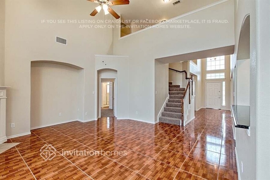Building Photo - 6605 Driftwood Ln