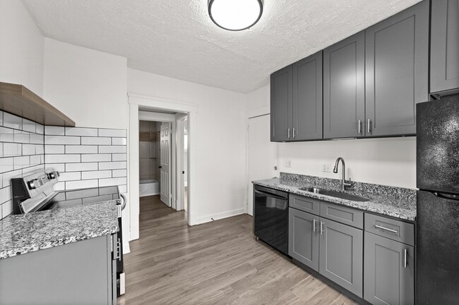 Building Photo - 4613 Spokane Ave