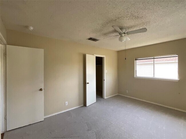 Building Photo - 1172 Southern Pl