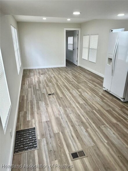 Building Photo - 5037 Roanoke St