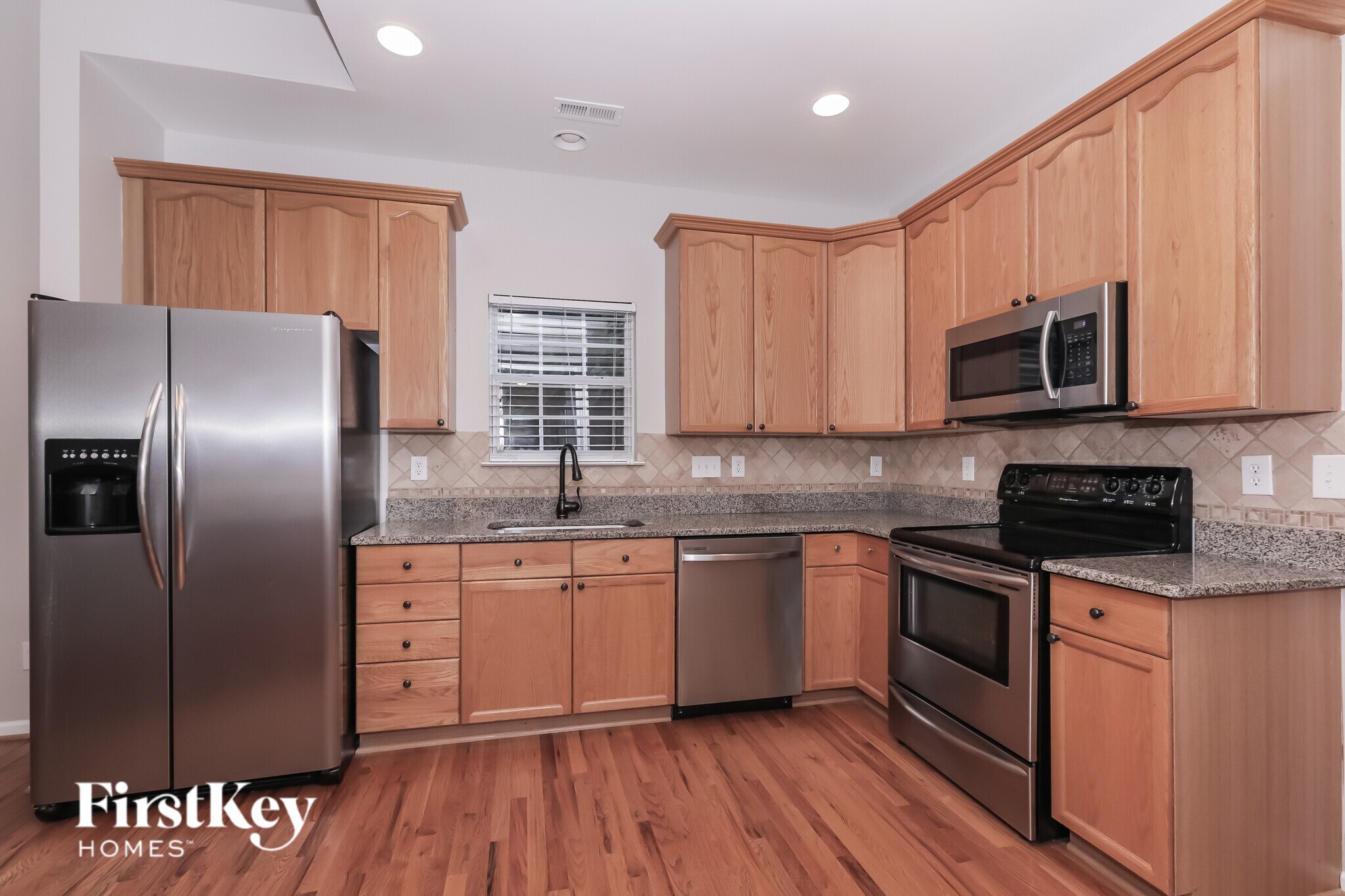 Building Photo - 3005 Linstead Dr