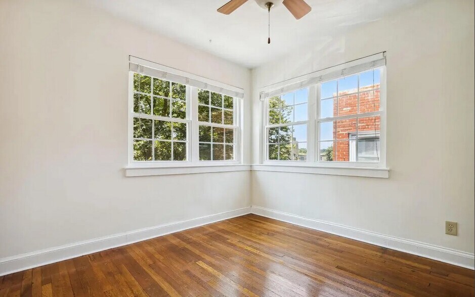 Building Photo - 1770 Hobart St NW