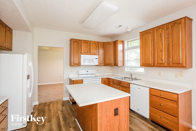 Building Photo - 10011 Fountain Springs Ct