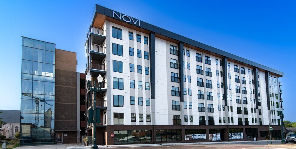 Primary Photo - Novi Flats, Lofts and Rise