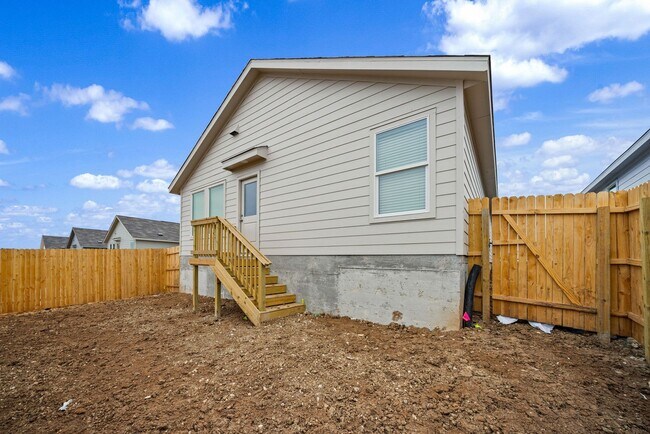 Building Photo - 241 Tahoe Ave