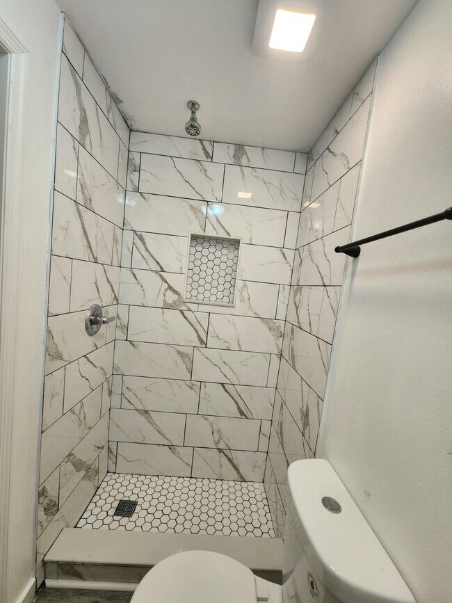 Building Photo - 1546 Moonflower St