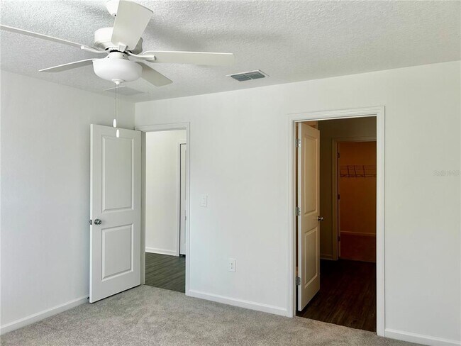 Building Photo - 1112 NW 48th Terrace