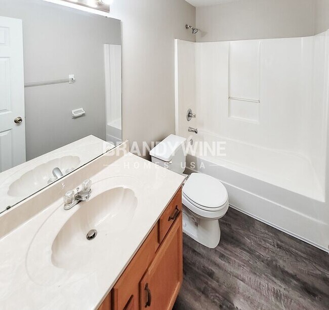 Building Photo - 5597 Blackburg Dr