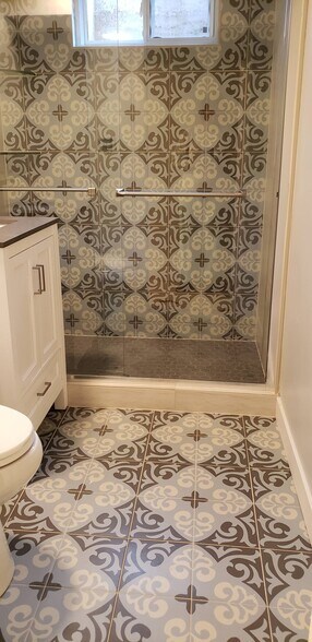 Building Photo - 3266 Jay St