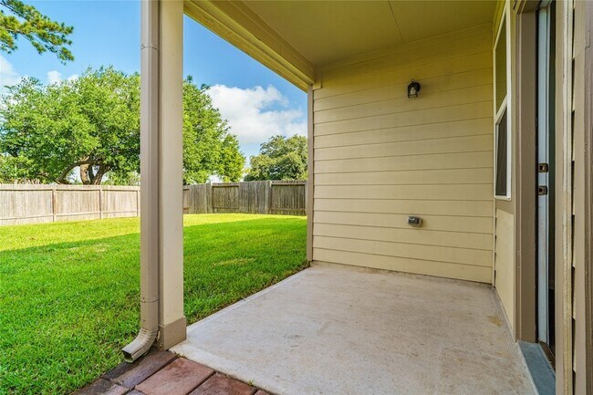 Building Photo - 3302 Atascocita Vale Dr