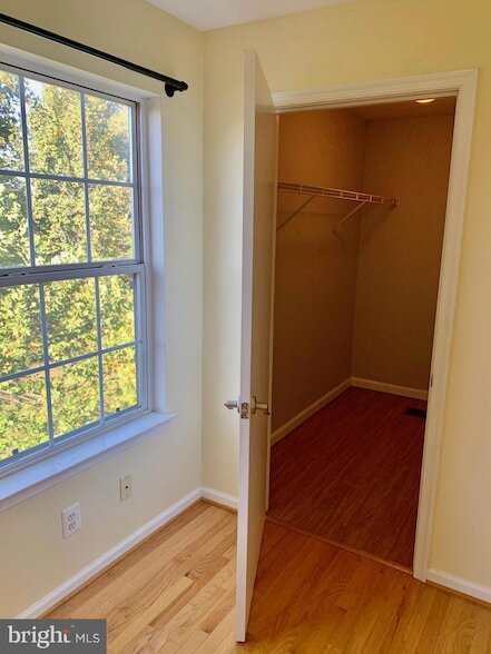 Building Photo - 6149 Stonehenge Pl