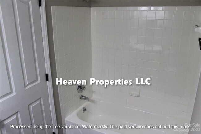 Building Photo - 7340 Rose Terrace Ct