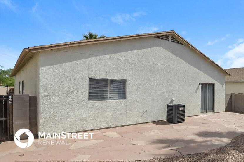 Building Photo - 1735 W Summer Dawn Dr