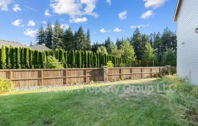 Building Photo - 17903 NE 78th Way