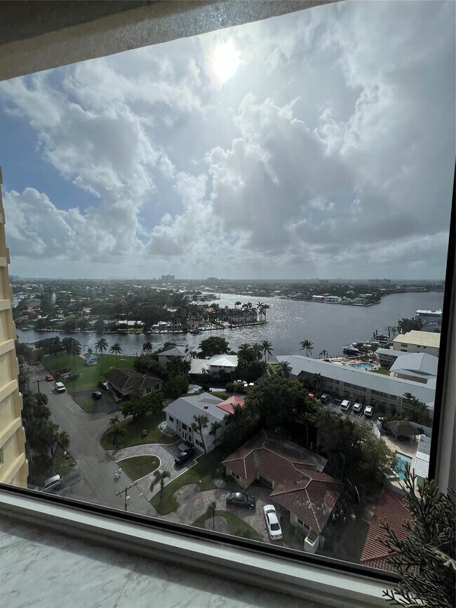 Building Photo - 1200 Hibiscus Ave