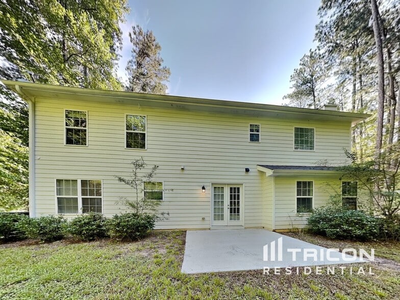 Building Photo - 3540 Stoney Creek Way