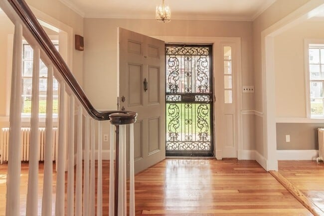 Building Photo - 16 State Park Rd