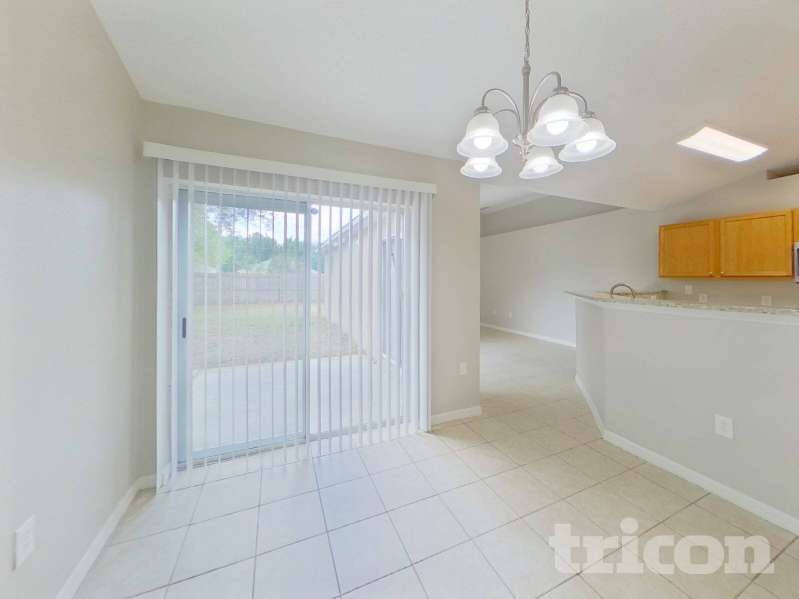 Building Photo - 810 Ognon Ct