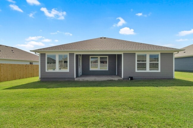 Building Photo - Brand-New 3 Bedroom Home in Prairie Grove! Move-in Ready! FENCE INCLUDED!