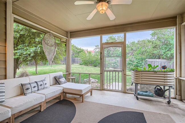 Building Photo - 21825 Briarcliff Dr