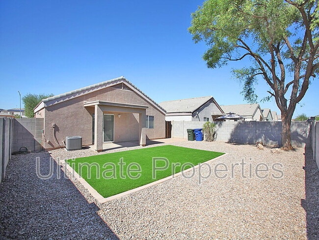 Building Photo - 14805 N B St